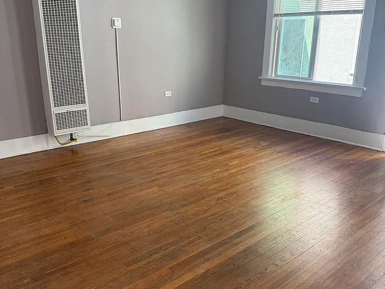849-851 N Newport Ave #851-1/2 — Photo 7