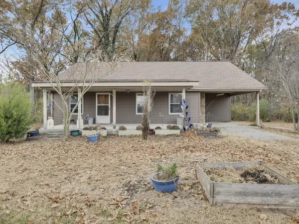 1305 Brinkley Rd, Murfreesboro, TN 37128