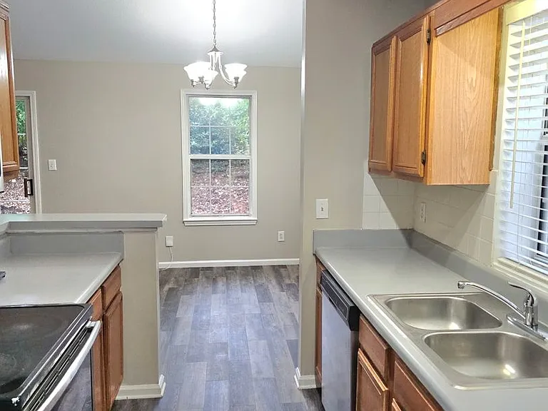 152 S Fairfield Dr — Photo 15