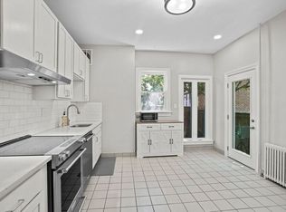 24 6th St SE, Washington, DC 20003