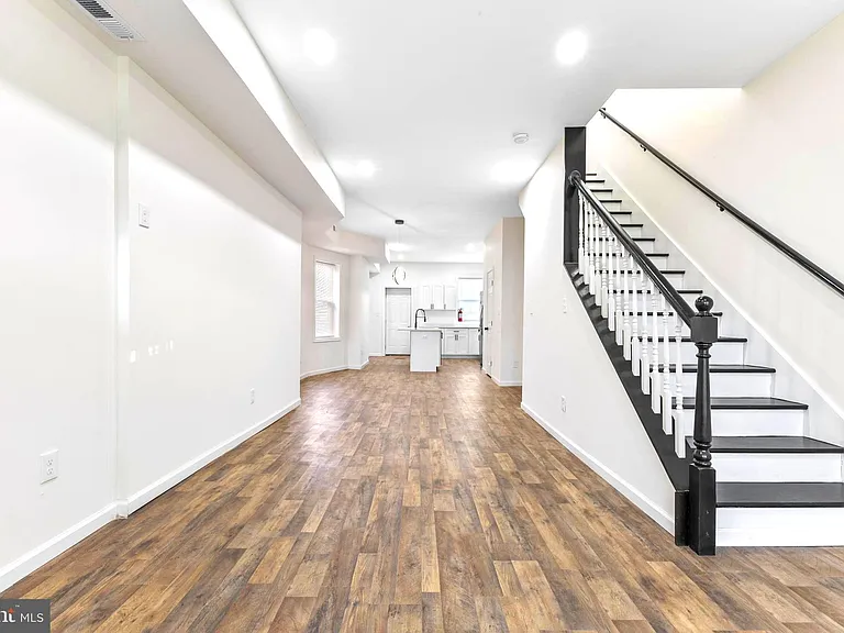 3324 Edmondson Ave — Photo 8