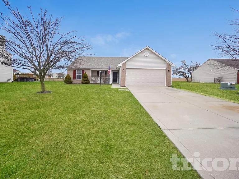 774 Appaloosa Dr — Photo 1