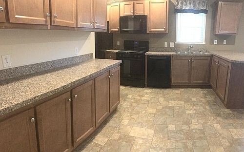 1st image of 13616 Oaktree Ct