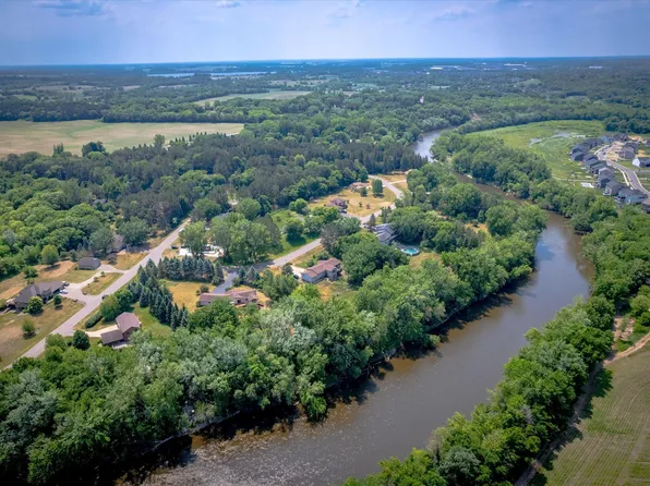 15119 Scenic Dr, Dayton, MN 55327