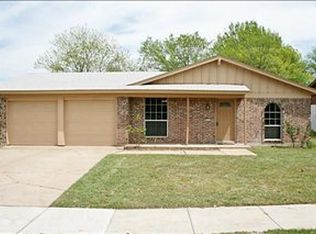 3517 Winslow Dr, Arlington, TX 76015