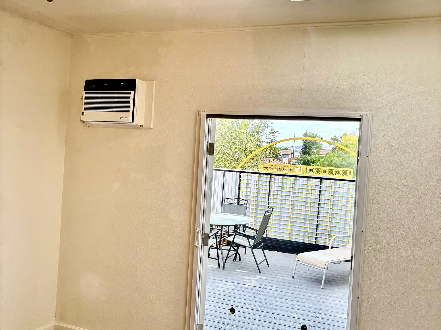 1 bed, 868 sqft, $1,750 — Photo 1