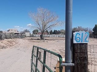 612 Angel Rd, Corrales, NM 87048