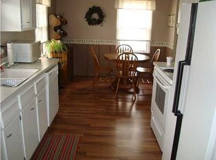 2001 Sweetser Ave, Evansville, IN 47714