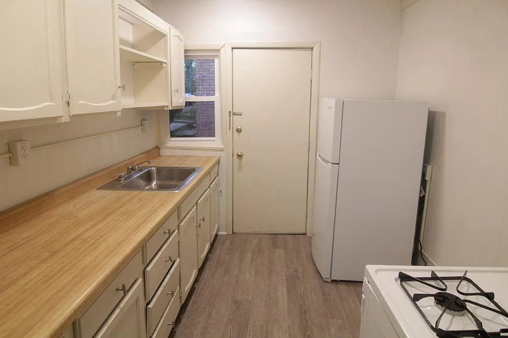 2 bed, 1158 sqft, $1,500 — Photo 3