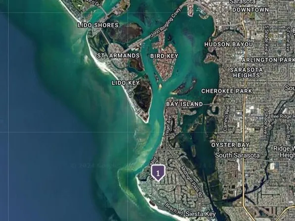 361 Avenida Madera #6, Sarasota, FL 34242