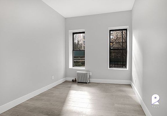 2nd image of 305 E 75th St APT 10