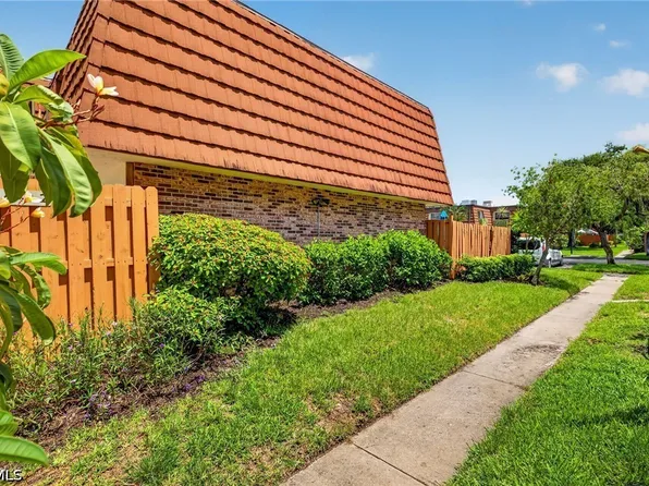 1448 Park Shore Cir APT 2, Fort Myers, FL 33901