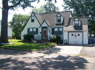 118 Jansen Ave, Iselin, NJ 08830