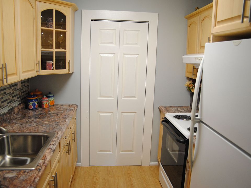 1st image of 29 Richmond Blvd Unit 2A
