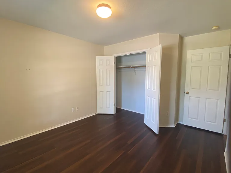2322 Clover Ridge Dr — Photo 11