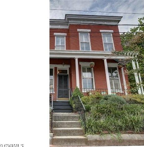1st image of 212 N Plum St