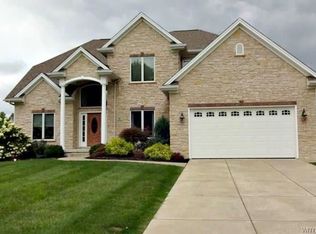 50 Arcadian Dr, Buffalo, NY