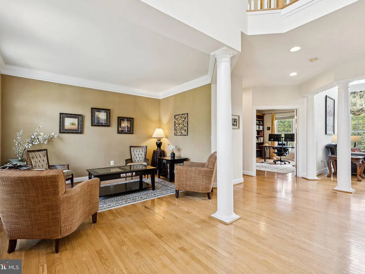 4 bed, 3.5 bath, 3751 sqft, $4,500 — Photo 4