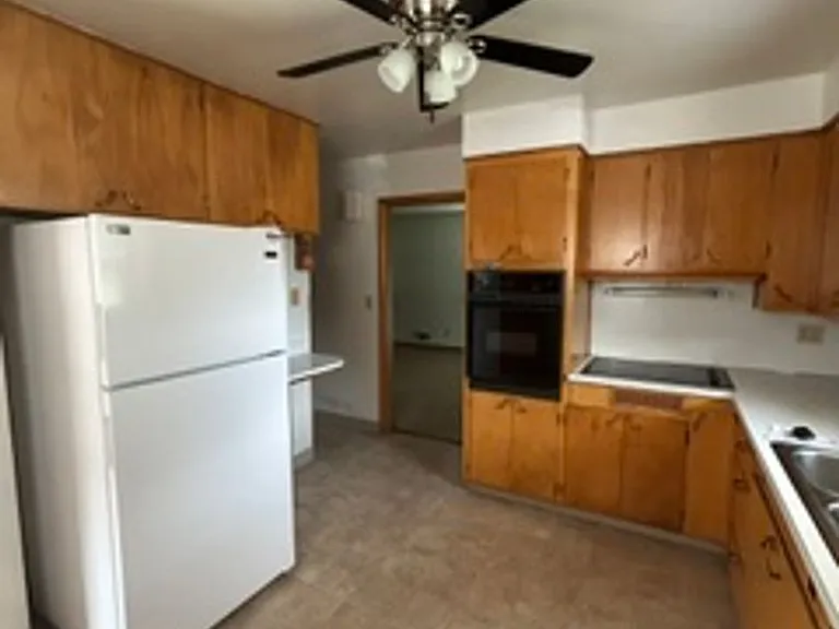 22 S Randall Ave — Photo 4
