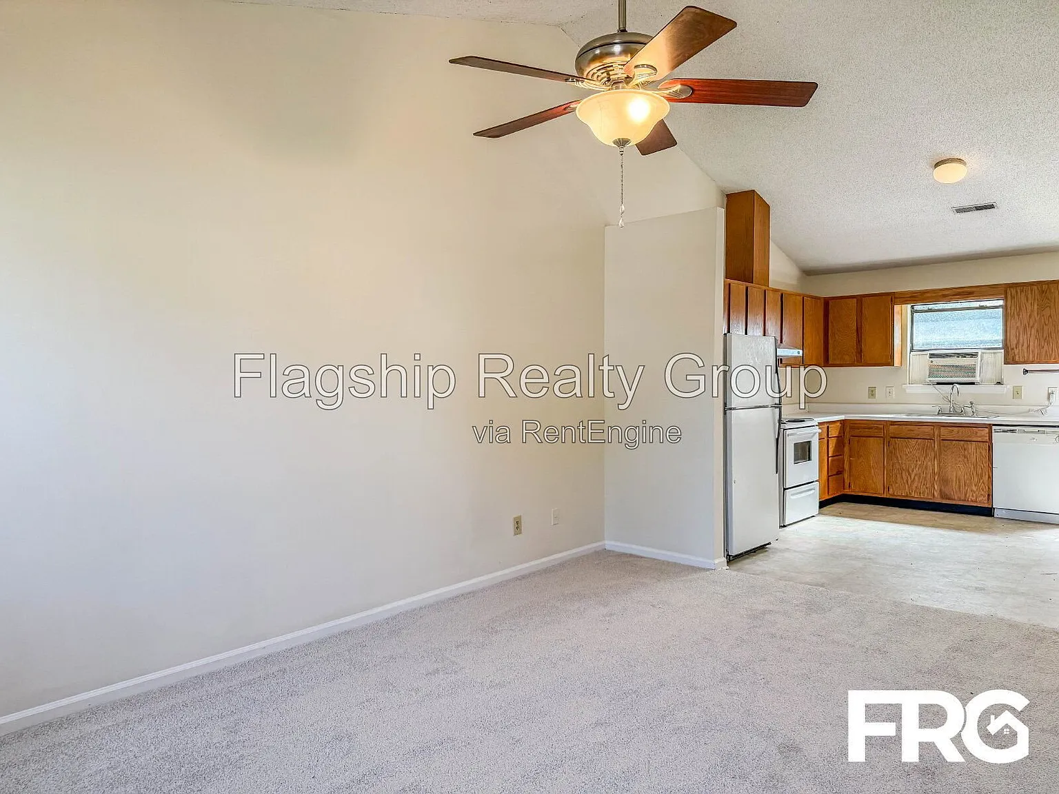 2 bed, 2.0 bath, 940 sqft, $995 — Photo 4