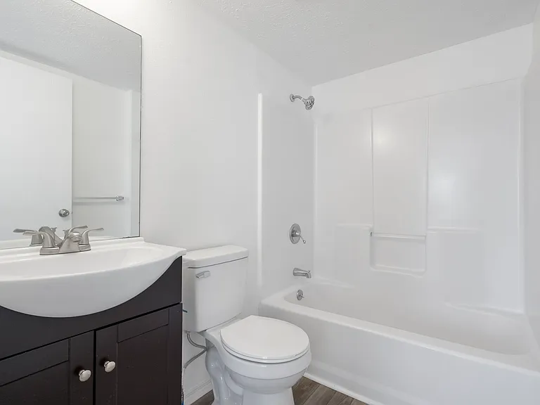 722 Brett Cir — Photo 16
