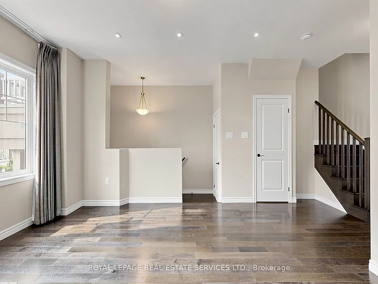 7 Birot Ln — Photo 13