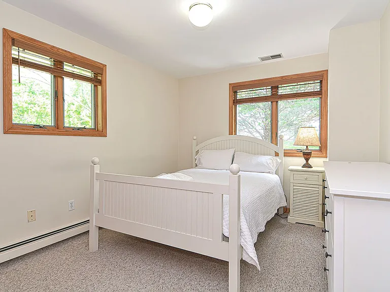 206 Atlantic St — Photo 29