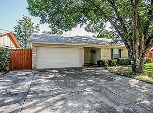 219 Centennial Dr, Lewisville, TX 75067