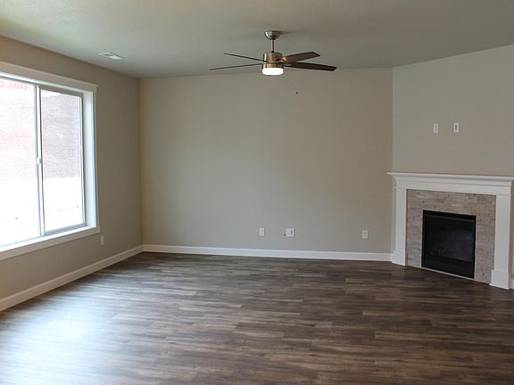 4th image of 2321 E 7th Cir