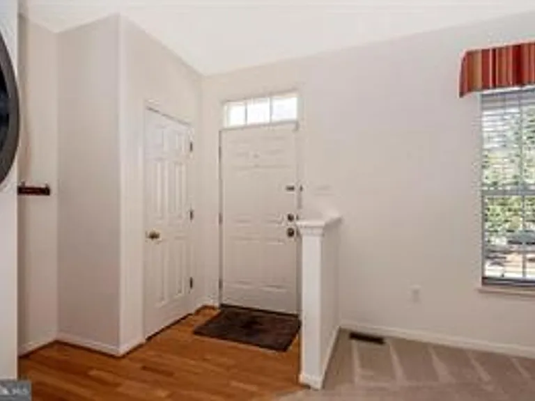 13118 Shamrock Glen Dr — Photo 2