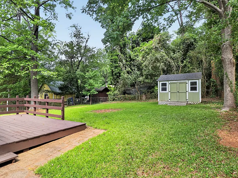 2309 Lanier Ave — Photo 18