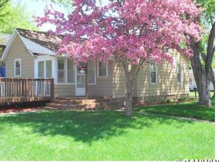122 W Vine St, Chippewa Falls, WI 54729