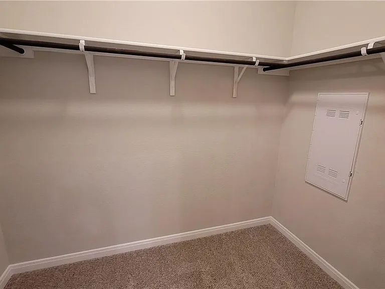 6406 Kildare Dr — Photo 14