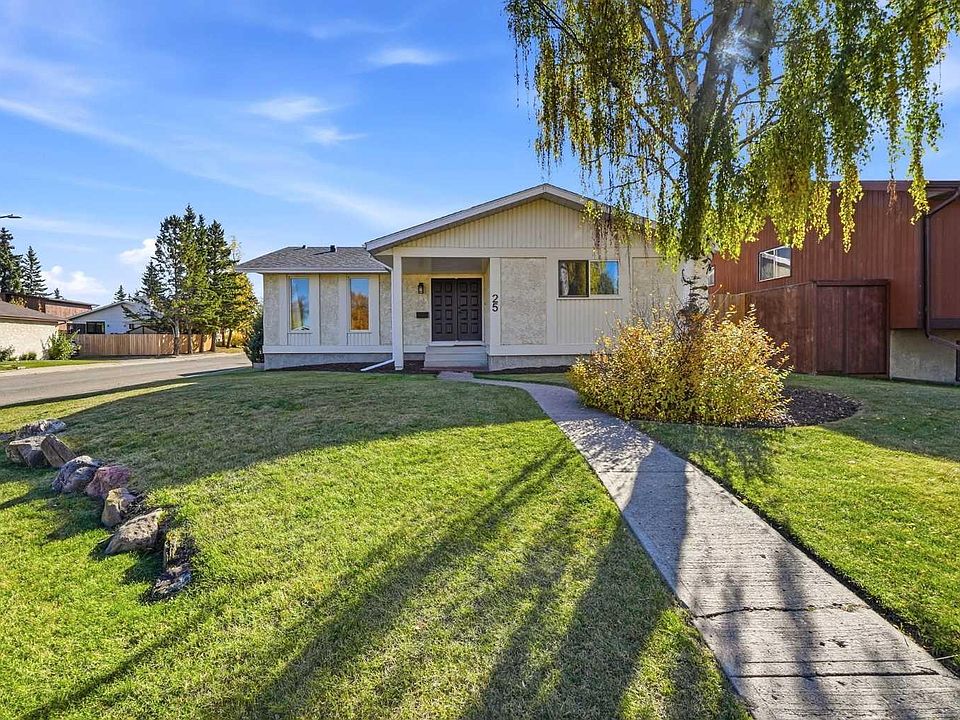 1st image of 25 Clark Cres