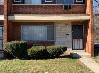 9534 S Colfax Ave, Chicago, IL