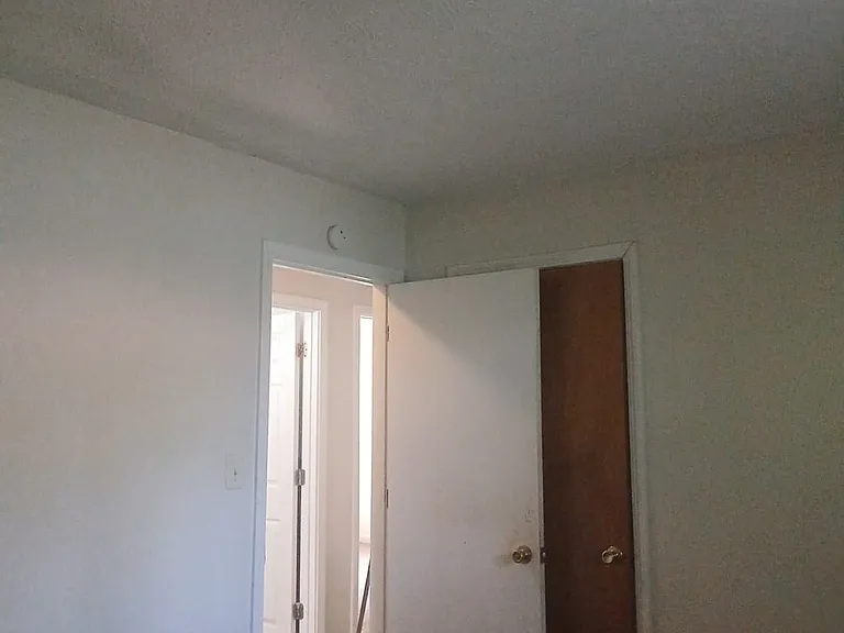 3334 Laurel St — Photo 13