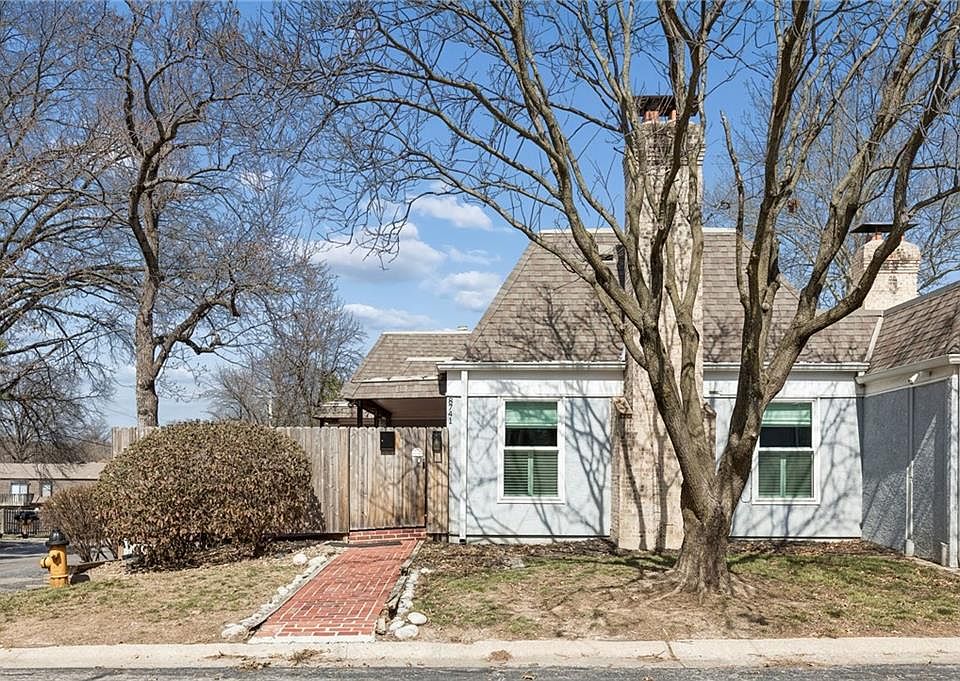 1st image of 8741 Riggs Cir