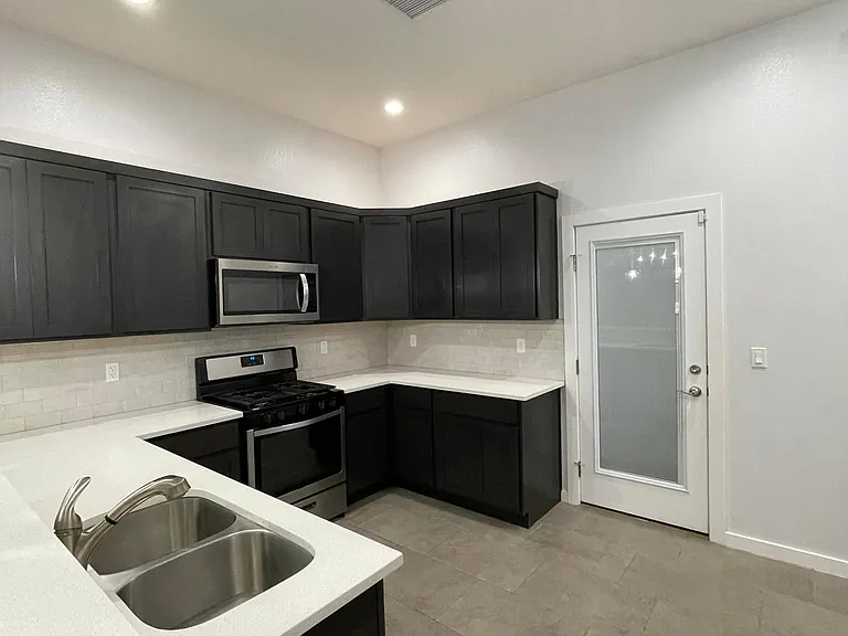 13641 Beobridge Ave — Photo 10
