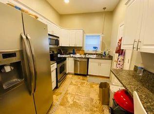 9 Rice St APT 2, Brookline, MA 02445