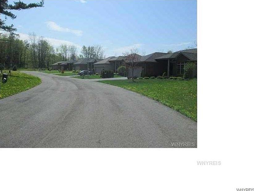 2nd image of 4840 McKinley Pkwy Lot 3