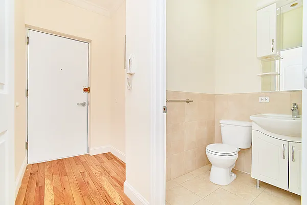 Rented by Living New York | media 14