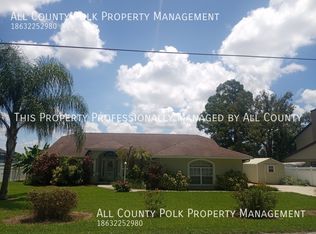 46 W Lake Howard Dr, Winter Haven, FL 33880