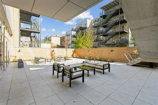 401 Jackson St #201 — Photo 18
