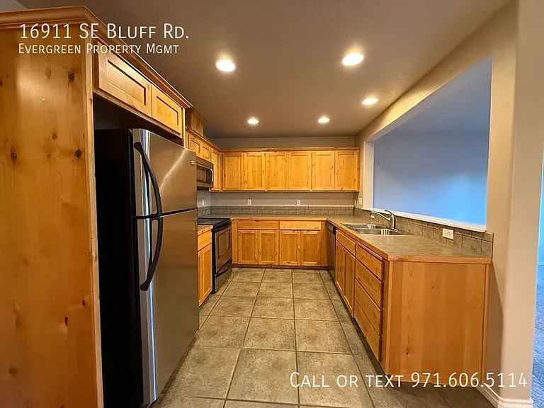 16911 SE Bluff Rd — Photo 18