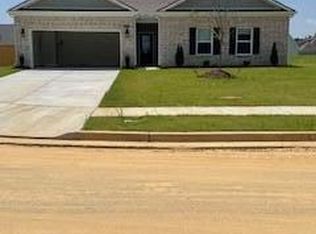 2303 Hyacinth Ln, Hernando, MS 38632