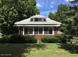 21 E Central Ave, Zeeland, MI 49464