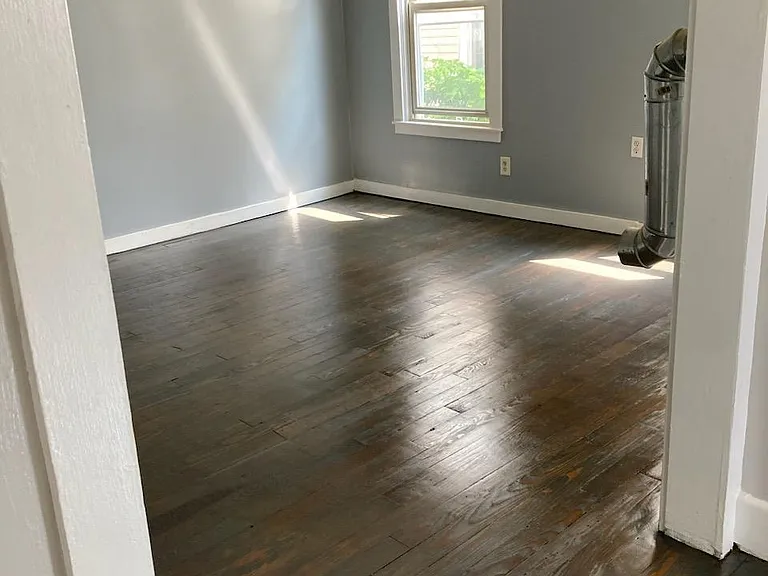 35 Linden St #1 — Photo 3