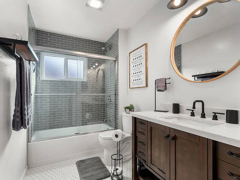 15015 Lindhall Way — Photo 13