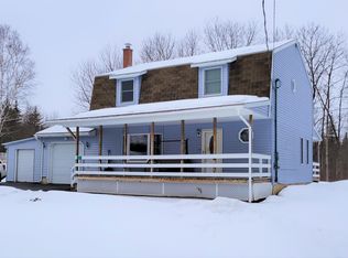 29 Riverview Dr, Van Buren, ME 04785