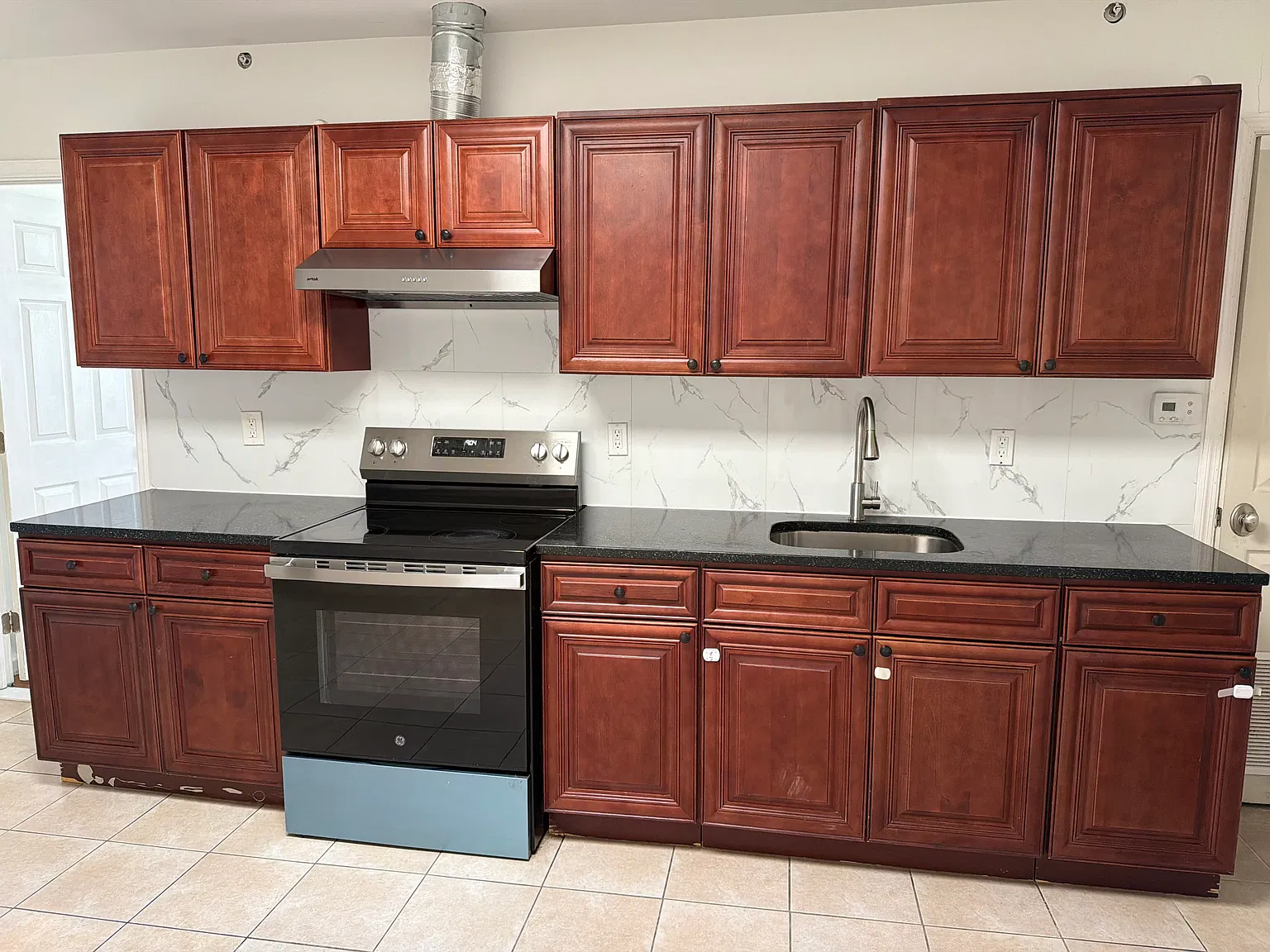 1 bed, 500 sqft, $1,200 — Photo 2